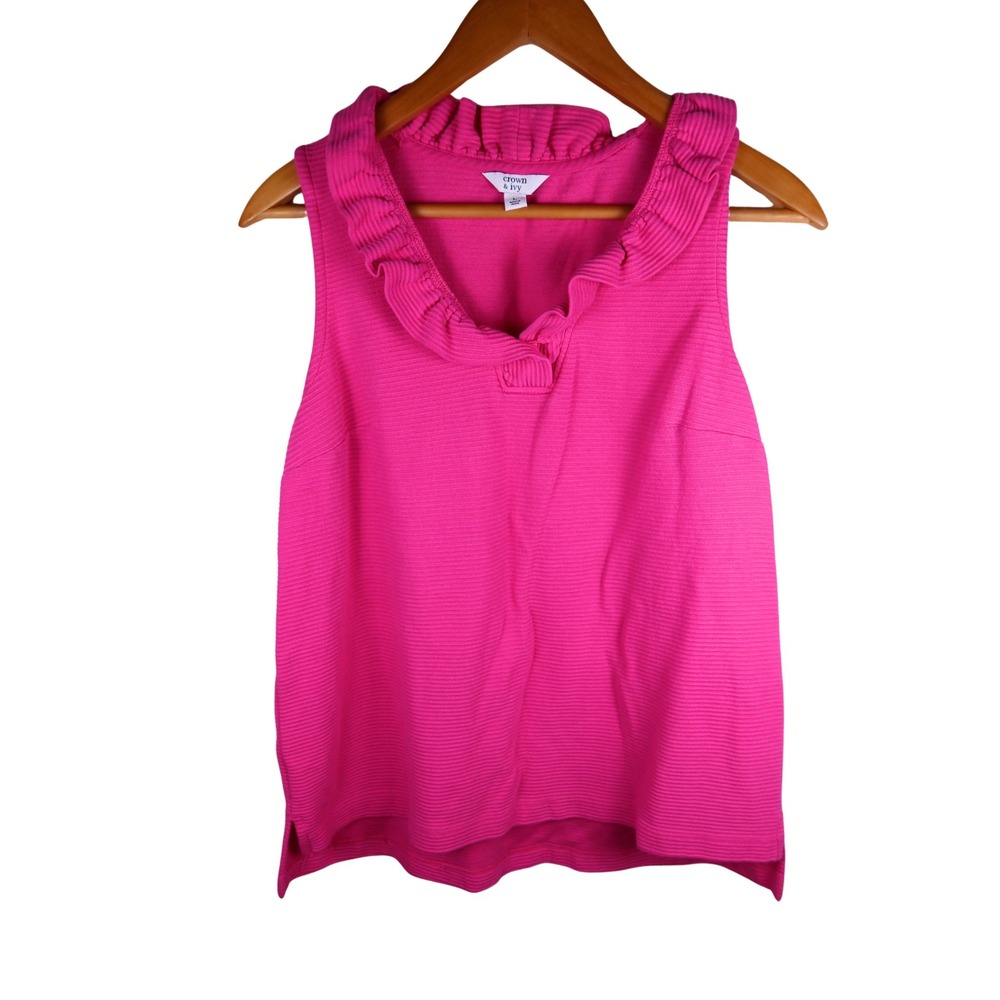 Crown & Ivy Pink Ruffle V-Neck Sleeveless Ribbed Knit Top Size Small Excellent